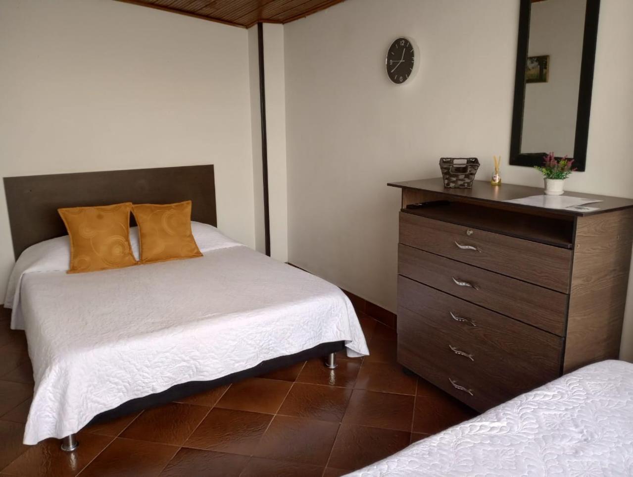 Habitaciones C&S Bogota Buitenkant foto
